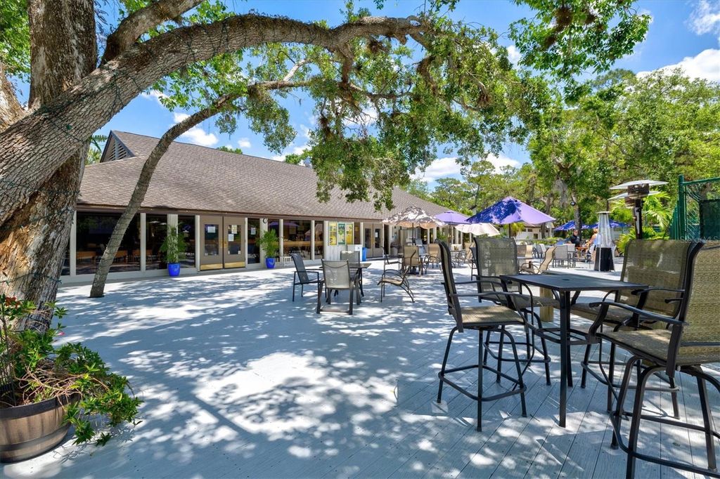 Image 32 of property listing at 3129 WINDRUSH BOURNE 56, Sarasota, FL 34235