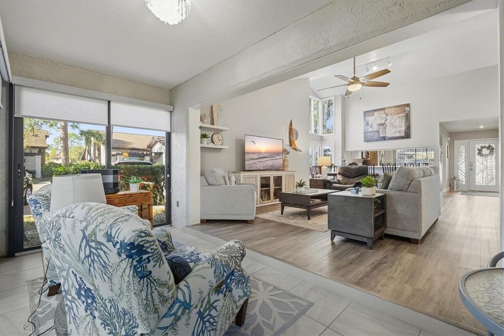 Image 7 of property listing at 3129 WINDRUSH BOURNE 56, Sarasota, FL 34235