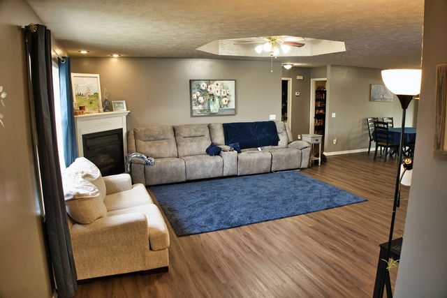 117 Paradise Cove Lane, Berryville, AR 72616