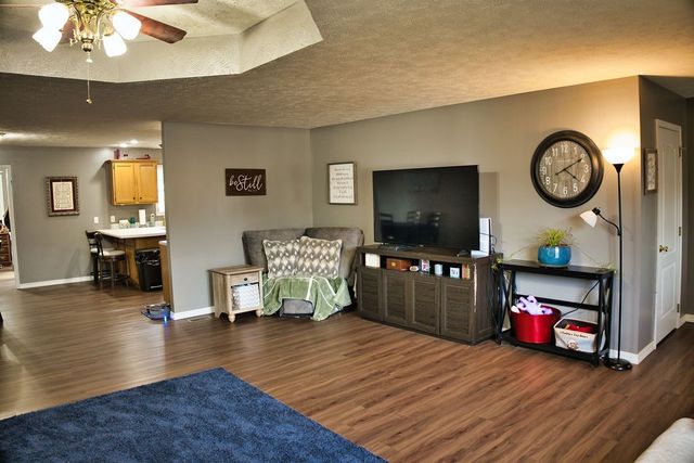 117 Paradise Cove Lane, Berryville, AR 72616