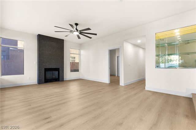 1700 Double Arrow Place, Las Vegas, NV 89128