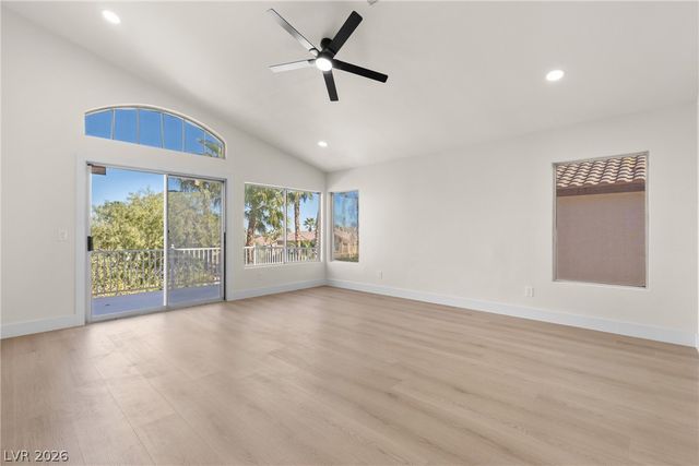 1700 Double Arrow Place, Las Vegas, NV 89128