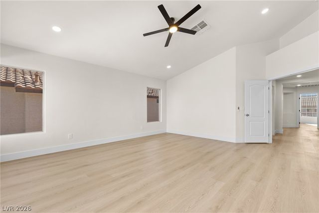1700 Double Arrow Place, Las Vegas, NV 89128