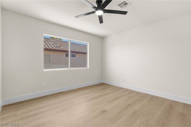 1700 Double Arrow Place, Las Vegas, NV 89128