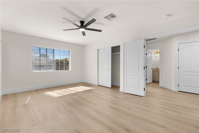 1700 Double Arrow Place, Las Vegas, NV 89128