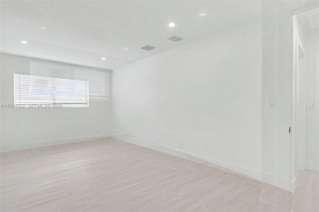 55 SW 13th St A, Dania Beach, FL 33004