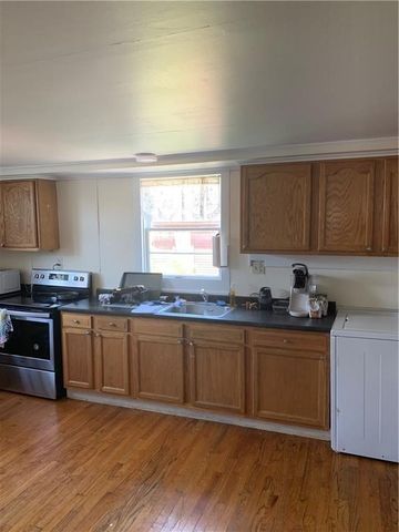 32 Ann Street 2, Newport, RI 02840