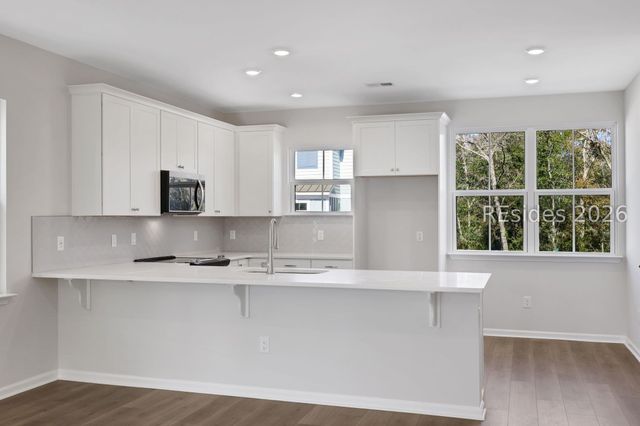 129 Heartleaf Rd, Hilton Head Island, SC 29926