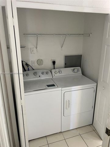 2910 SE 15th Road 55, Homestead, FL 33035