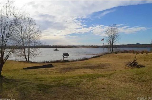 18 River Road Dr E, Mayflower, AR 72106