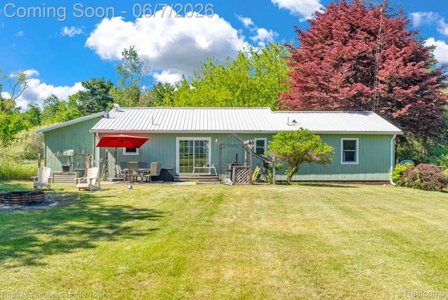 6560 Roach Rd Road, Lexington Village, MI 48450