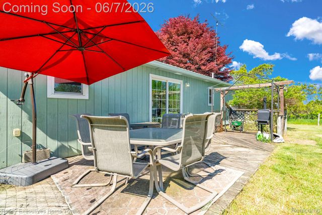 6560 Roach Rd Road, Lexington Village, MI 48450