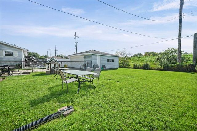 8030 North Drive, Highland, IN 46322