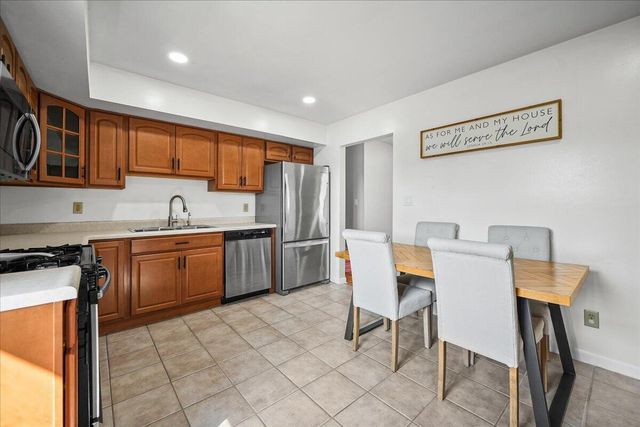 8030 North Drive, Highland, IN 46322