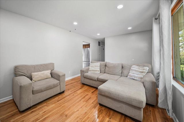 8030 North Drive, Highland, IN 46322