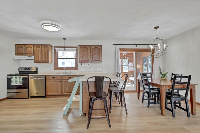 908 Apple Lane, Lake City, MN 55041