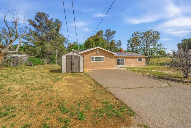 1378 Ramona St, Ramona, CA 92065