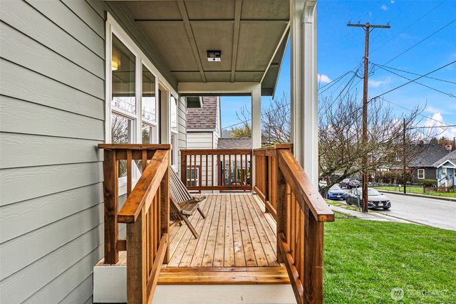 1925 5th Street, Bremerton, WA 98337