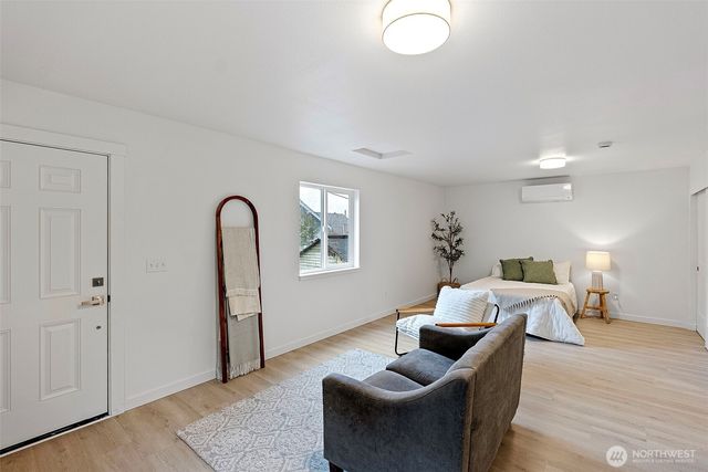 1925 5th Street, Bremerton, WA 98337