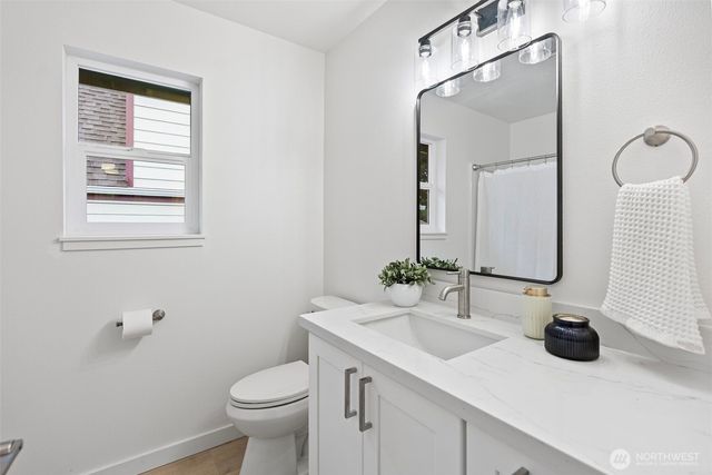 1925 5th Street, Bremerton, WA 98337