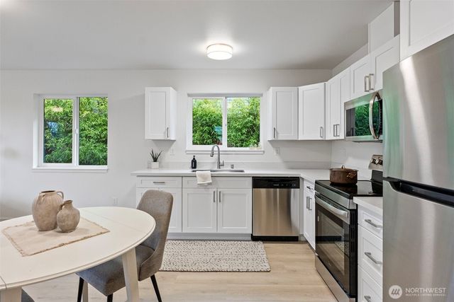 1925 5th Street, Bremerton, WA 98337