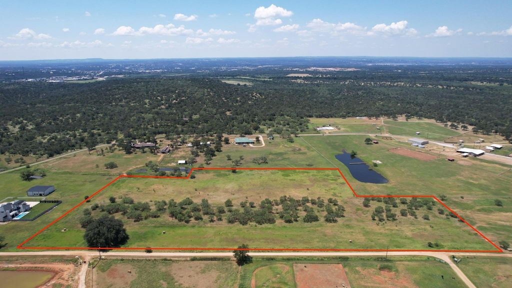 255 Skyline DR, Marble Falls, TX 78654