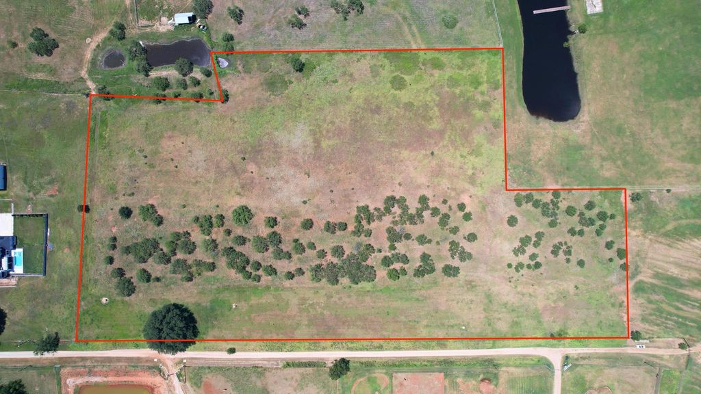 255 Skyline DR, Marble Falls, TX 78654