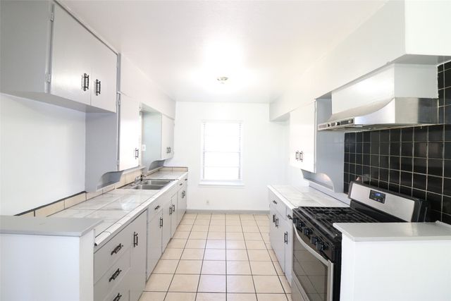 9107 Rustown Drive, Dallas, TX 75228