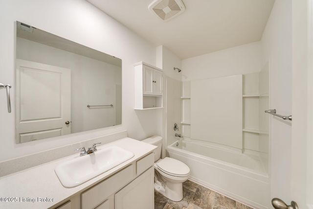 1516 Robin Rd, Shelbyville, KY 40065