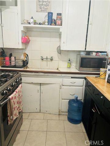 1123 S Kern Avenue, Los Angeles, CA 90022