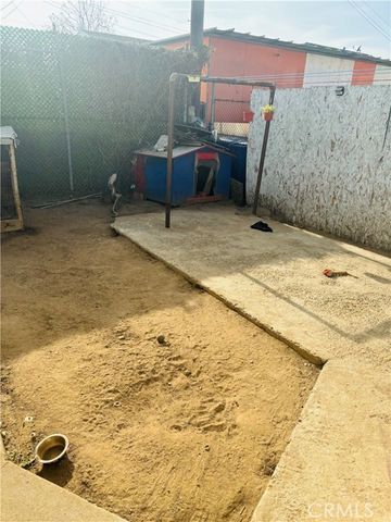 1123 S Kern Avenue, Los Angeles, CA 90022