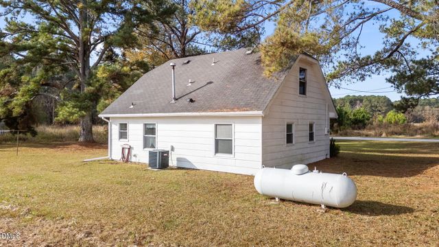 2874 Beulahtown Road, Kenly, NC 27542