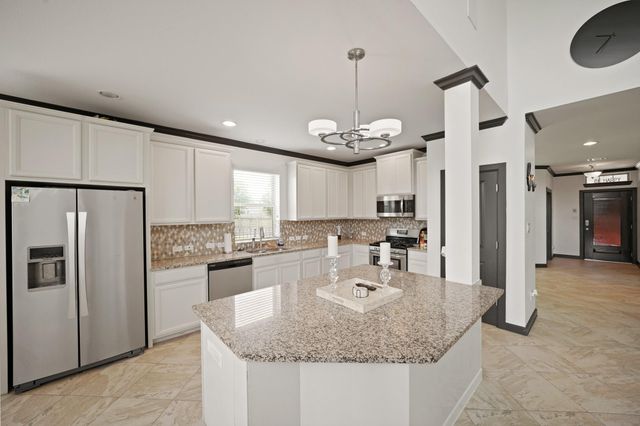 249 Castlegate Lane, Jersey Village, TX 77065