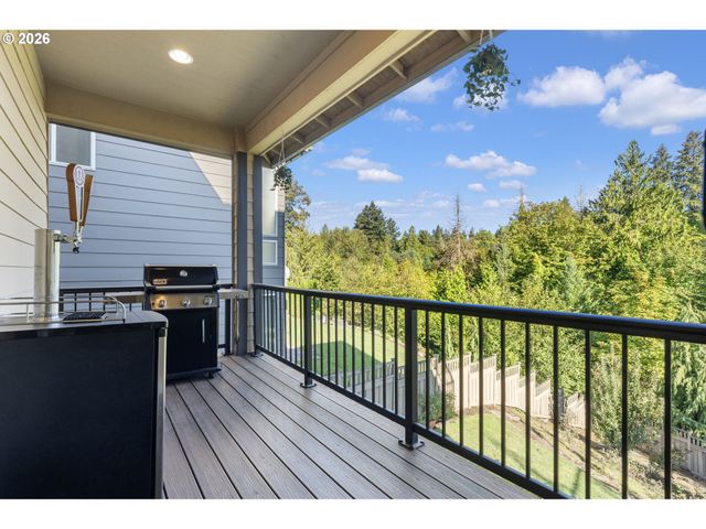 1201 Sw OPHELIA St, Portland, OR 97219