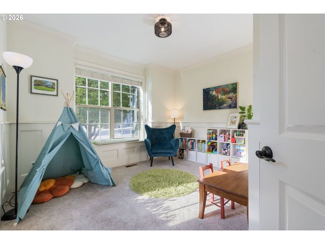 1201 Sw OPHELIA St, Portland, OR 97219