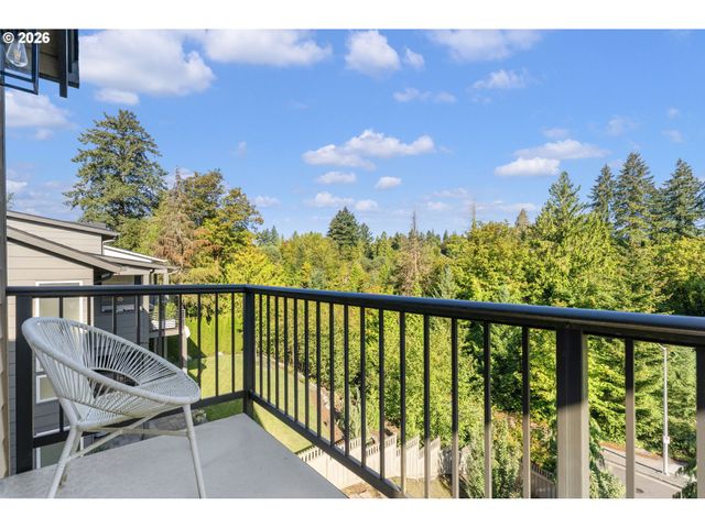 1201 Sw OPHELIA St, Portland, OR 97219