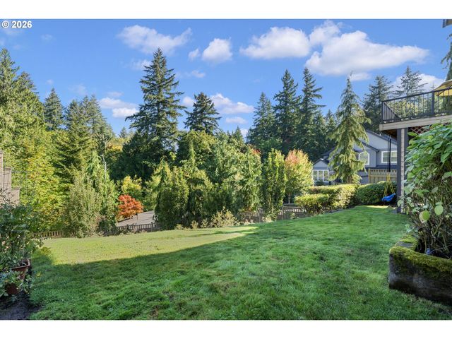 1201 Sw OPHELIA St, Portland, OR 97219