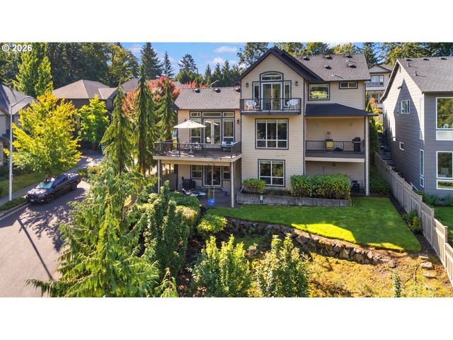 1201 Sw OPHELIA St, Portland, OR 97219
