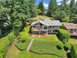 3980 N SHASTA Loop, Eugene, OR 97405