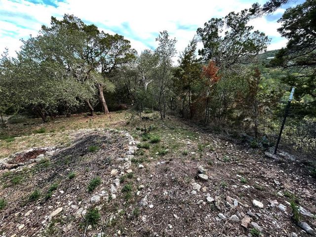 18201 Gregg Bluff RD, Jonestown, TX 78645