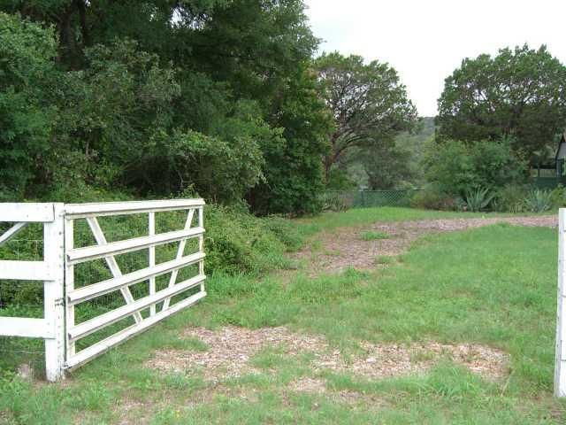 18201 Gregg Bluff RD, Jonestown, TX 78645