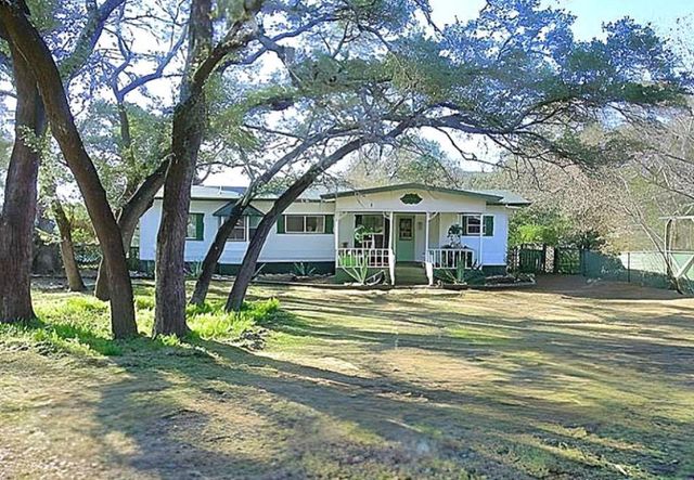 18201 Gregg Bluff RD, Jonestown, TX 78645