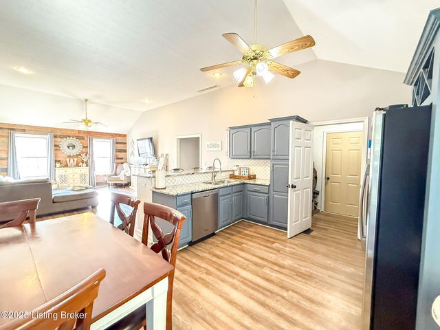 2068 Osprey Cove Ave, Shelbyville, KY 40065