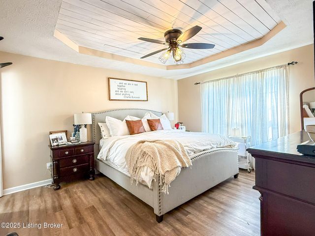 2068 Osprey Cove Ave, Shelbyville, KY 40065