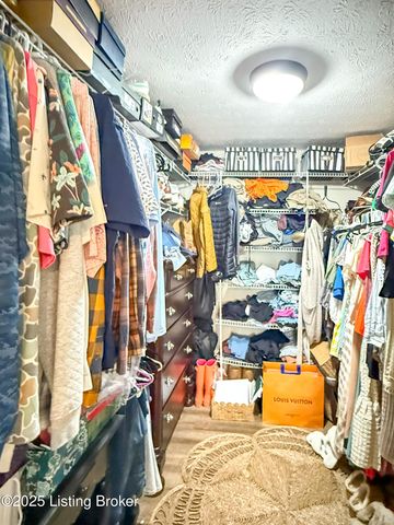 2068 Osprey Cove Ave, Shelbyville, KY 40065