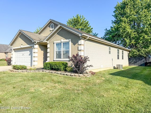 2068 Osprey Cove Ave, Shelbyville, KY 40065
