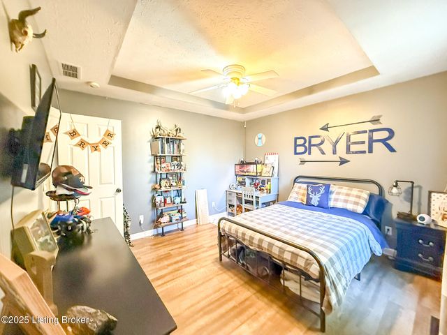 2068 Osprey Cove Ave, Shelbyville, KY 40065