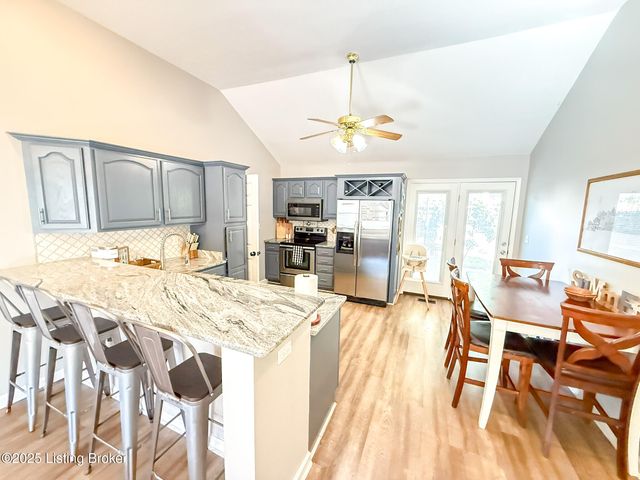 2068 Osprey Cove Ave, Shelbyville, KY 40065