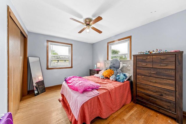 2251 E Poplar AVENUE, Oak Creek, WI 53154