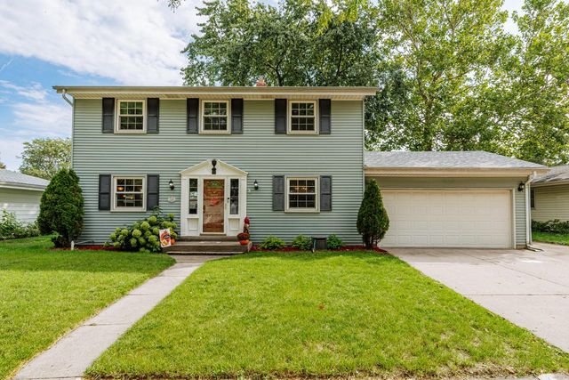 2251 E Poplar AVENUE, Oak Creek, WI 53154